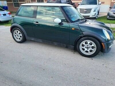 2002 Mini Cooper  2002 Mini Cooper Hatchback Green Fwd Manual